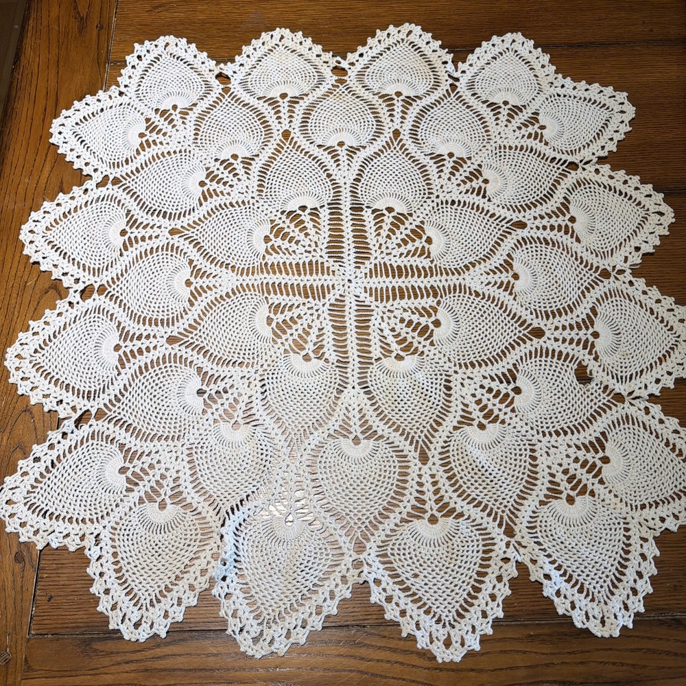 Vtg Ivory Pineapple Peacock Hand Crocheted Table Topper 28"x28" Cottagecore